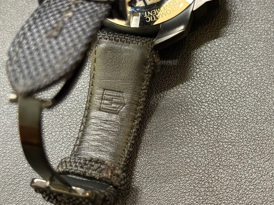 【世界限定100本／42番】OSSO ITALY 自動巻き 腕時計 レッド文字盤