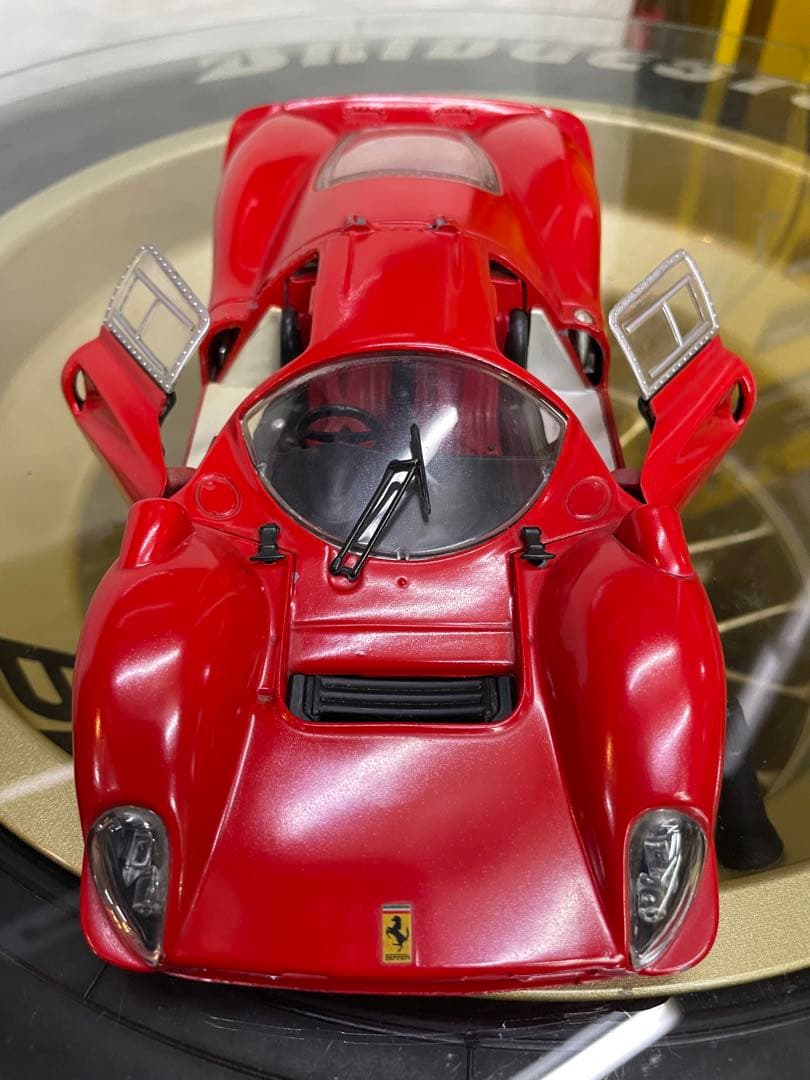 フェラーリ　330P4