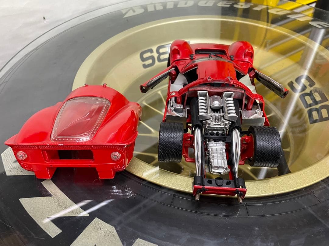 フェラーリ　330P4