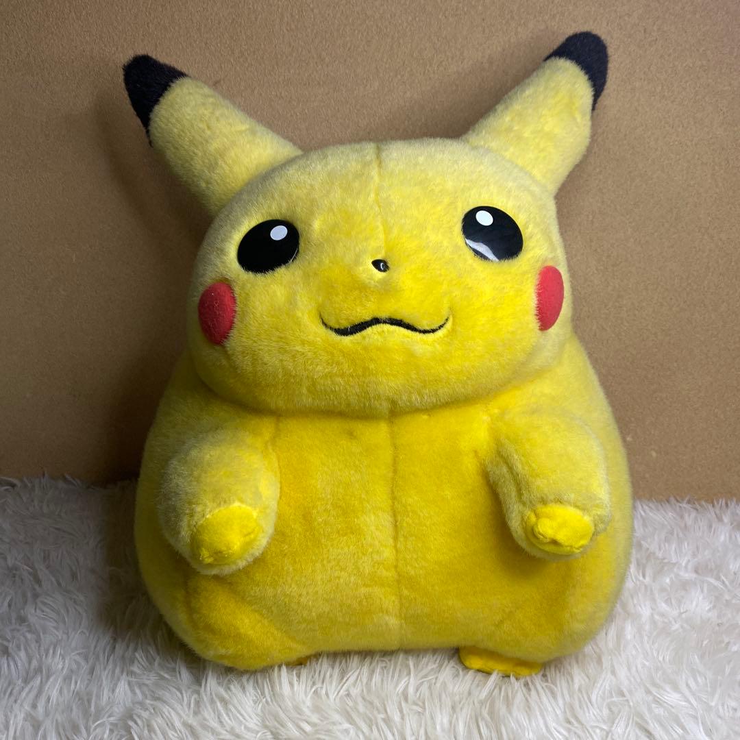 【中古】ポケットモンスター　ピカチュウ　ぬいぐるみ　TOMY