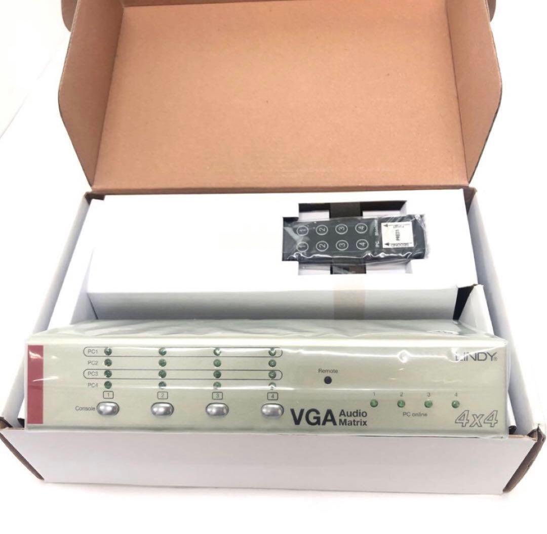 LINDY 4ポート VGA・音声マトリクススイッチ 32678 E0608C