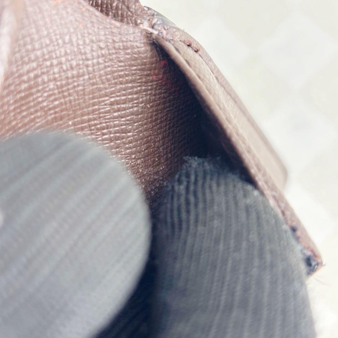 美品　LOUIS VUITTON ルイヴィトン　財布　二つ折り　M06