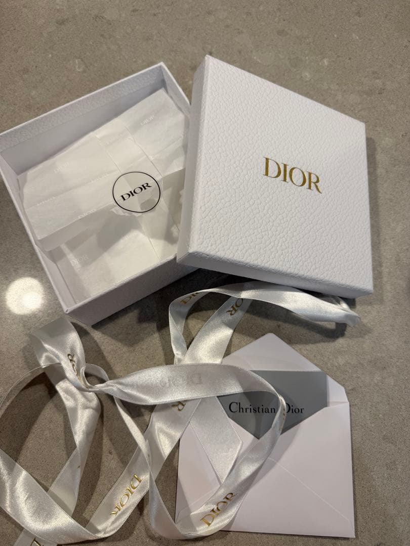 Dior 三つ折り財布 ベージュ/ピンク　箱付き