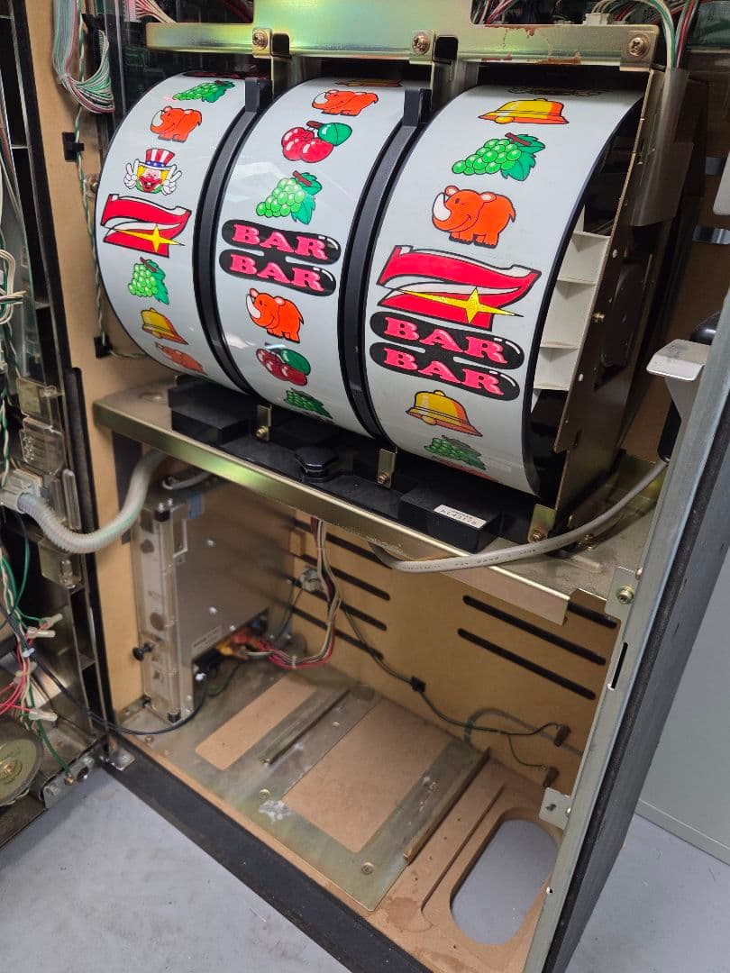 だ*ま様 ラブリージャグラー　実機　送料無料