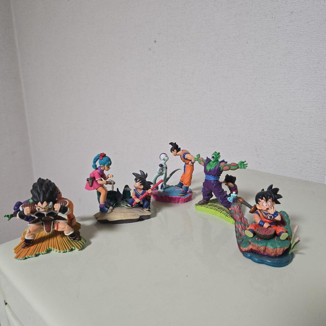 ドラゴンボール　カプセル　フィギュア　５体