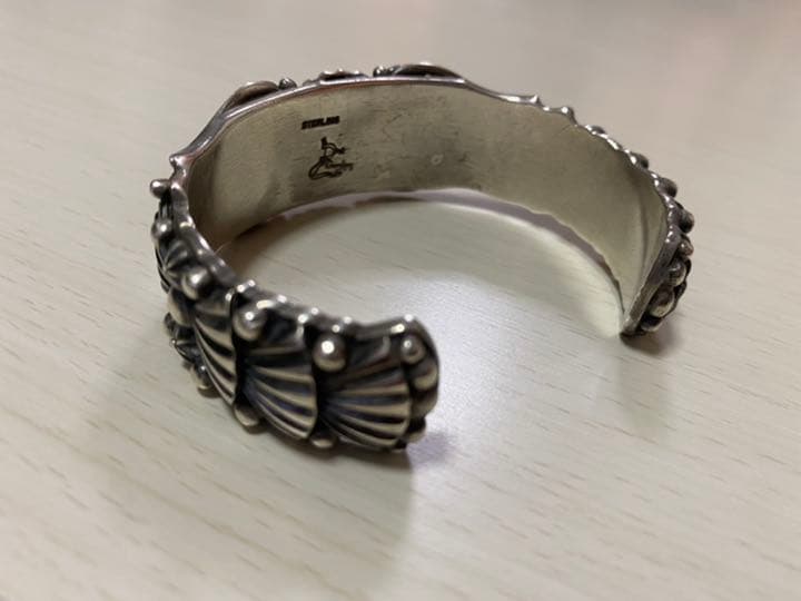 ボン ナバホ族 デルバートゴードン バングル