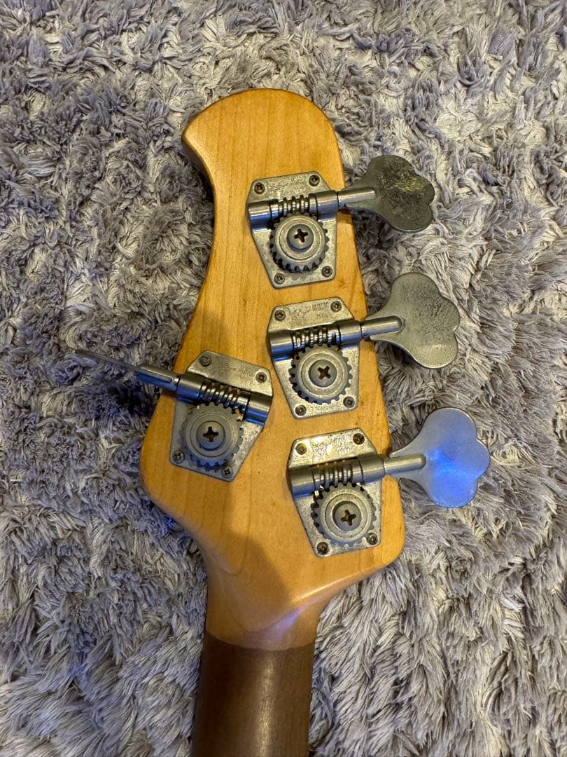 MUSICMAN StingRay-EXエレキベース WH／R