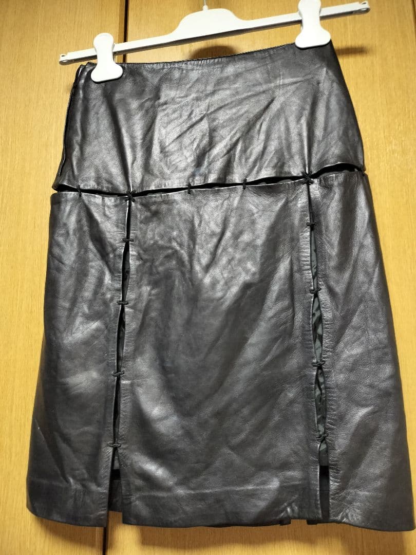 PRADA プラダブラック レザー タイトスカート 38