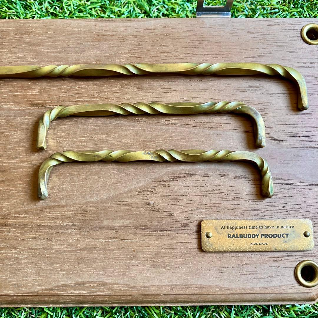 Twist Side Table 25 (真鍮)【ラルバディプロダクト】