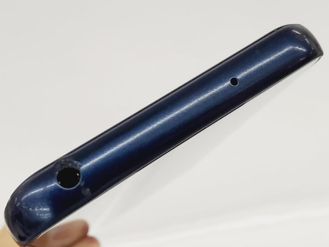 【良品】ドコモ FCNT(富士通) arrows We F51B