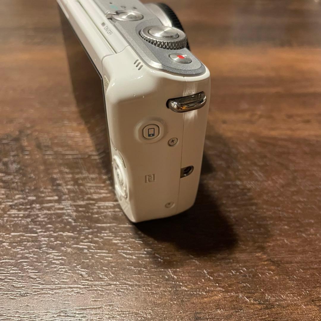 Canon EOS M10 ホワイト 本体 + 付属品