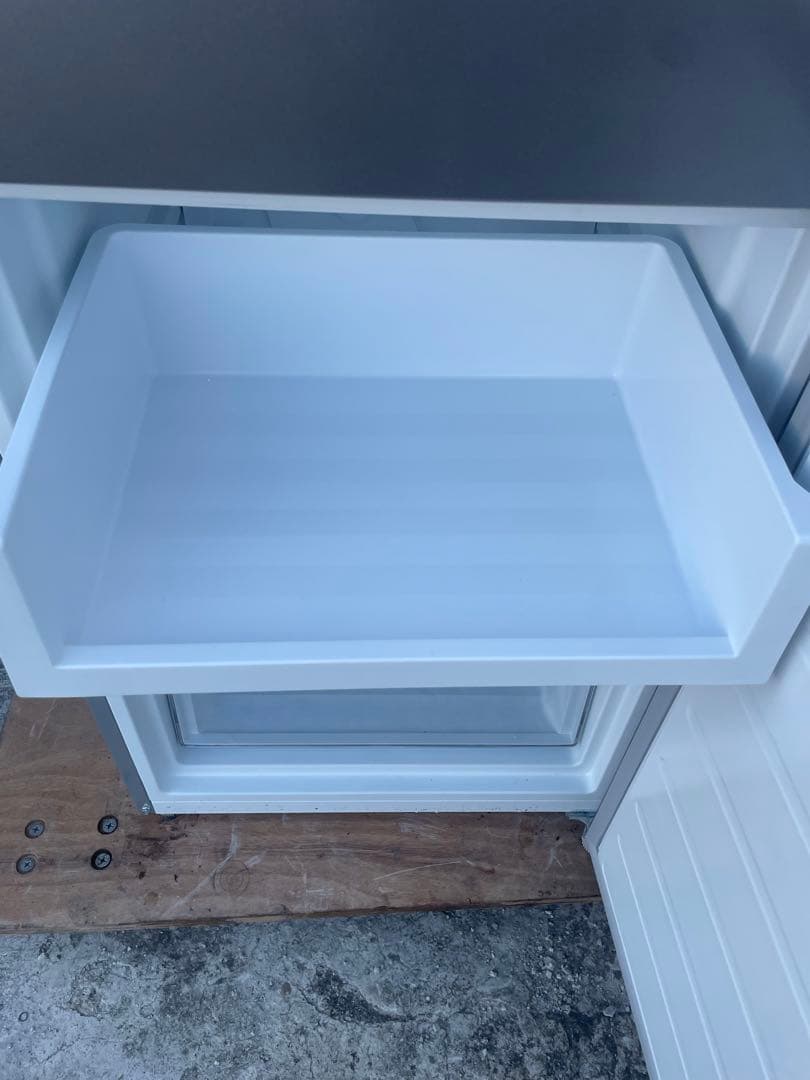 高年式 コンフィー comfee 冷凍冷蔵庫 RCB239DS1JP 2025年