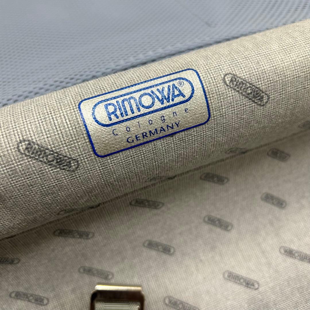 【美品】リモワ サルサ 35L 機内持ち込み可 スーツケース レッド