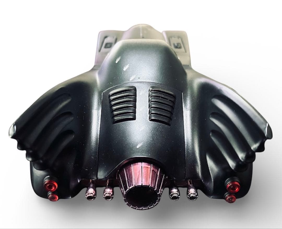 バットモービル　バトルダメージミリテッドエディション　1/18 ホットウィール