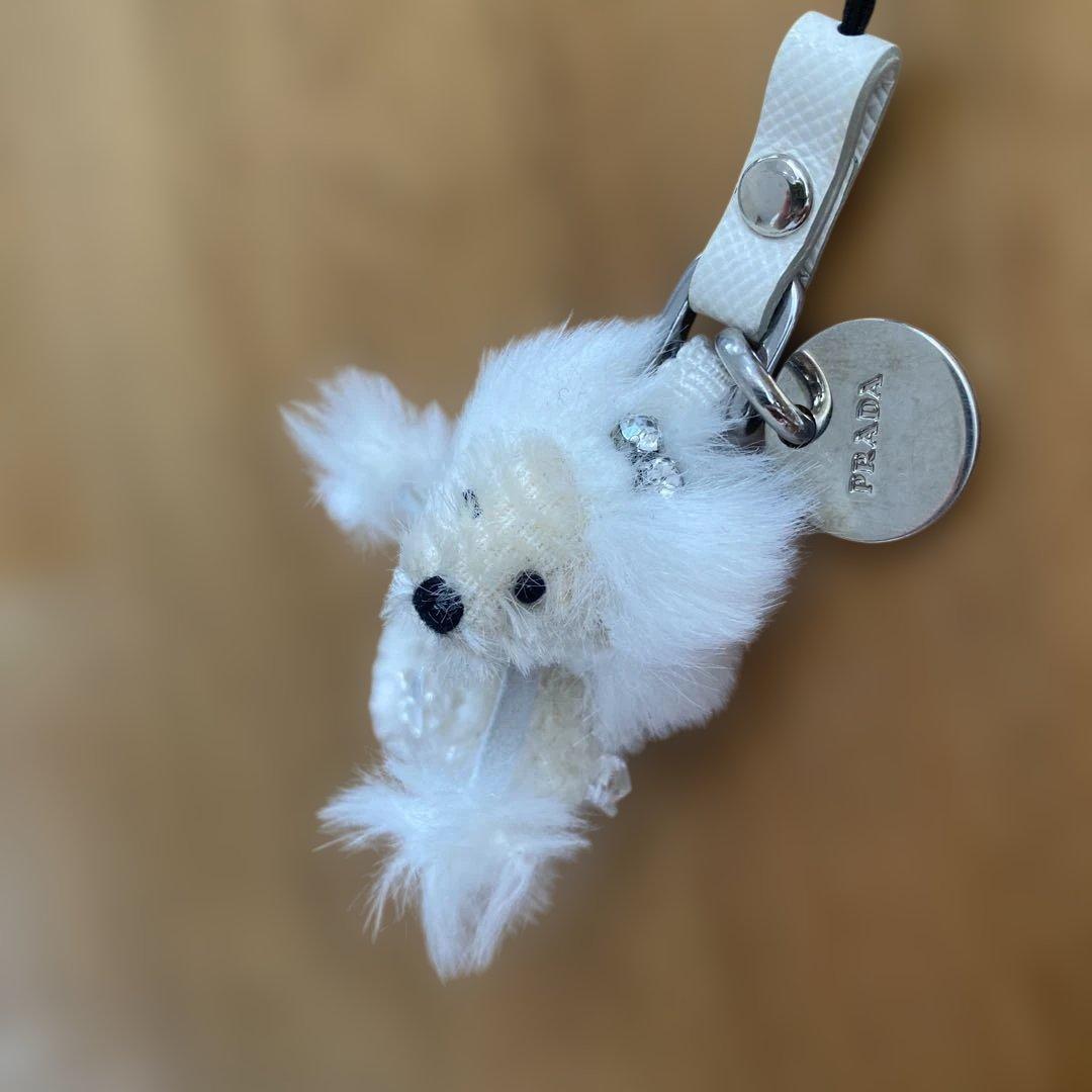 値下✩新品未使用✩PRADA ホワイトファーぬいぐるみキーホルダー