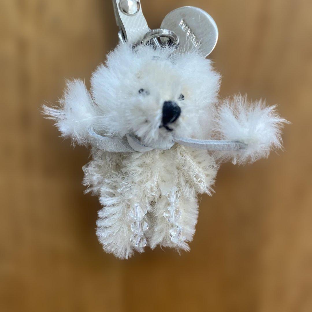 値下✩新品未使用✩PRADA ホワイトファーぬいぐるみキーホルダー