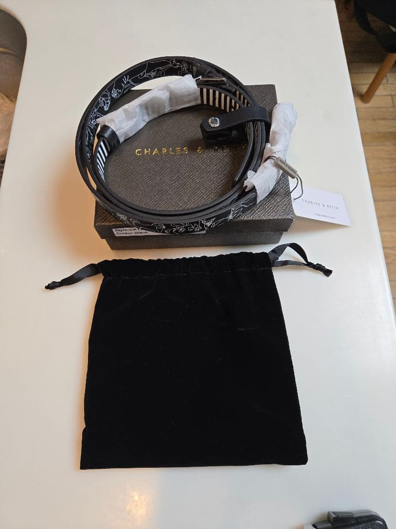 CHARLES & KEITH 犬用リボン首輪&リード