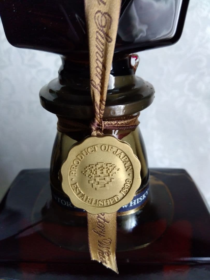 サントリーウイスキー　ローヤル　 プレミアム12年　青ラベル