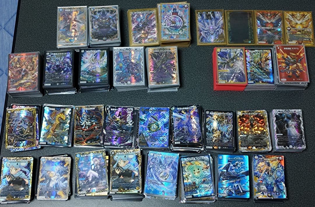 デュエルマスターズ　引退品まとめ売り　デッキ10個&金トレジャーなどカードセット