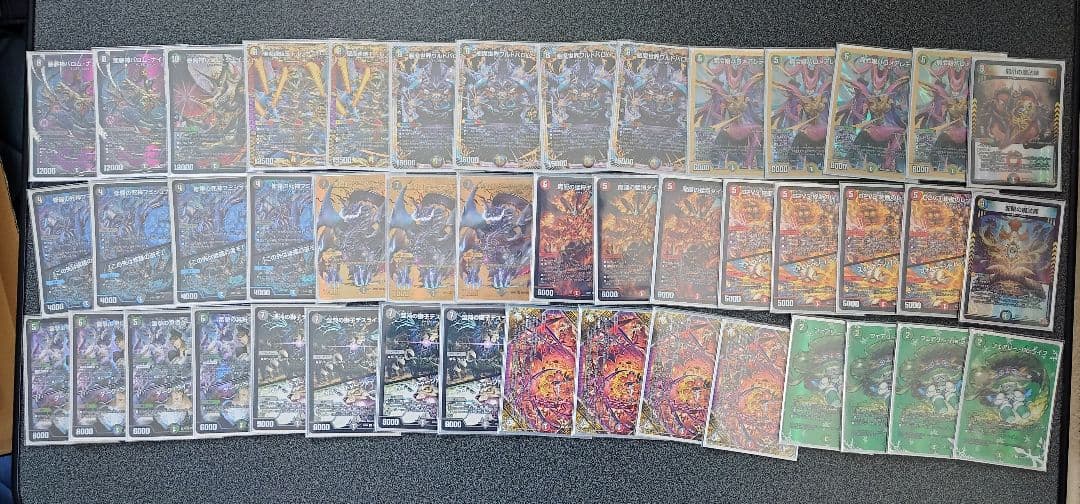 デュエルマスターズ　引退品まとめ売り　デッキ10個&金トレジャーなどカードセット