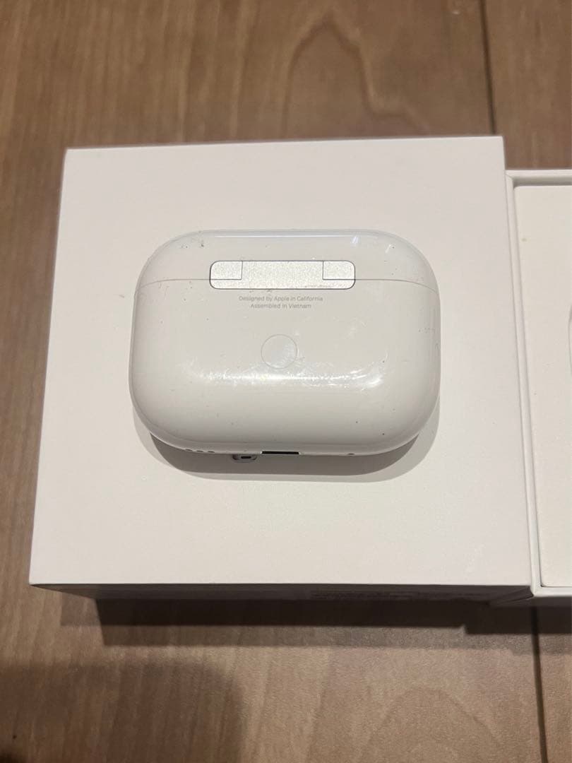 APPLE MQD83J/A AirPods Pro 第二世代　充電ケース