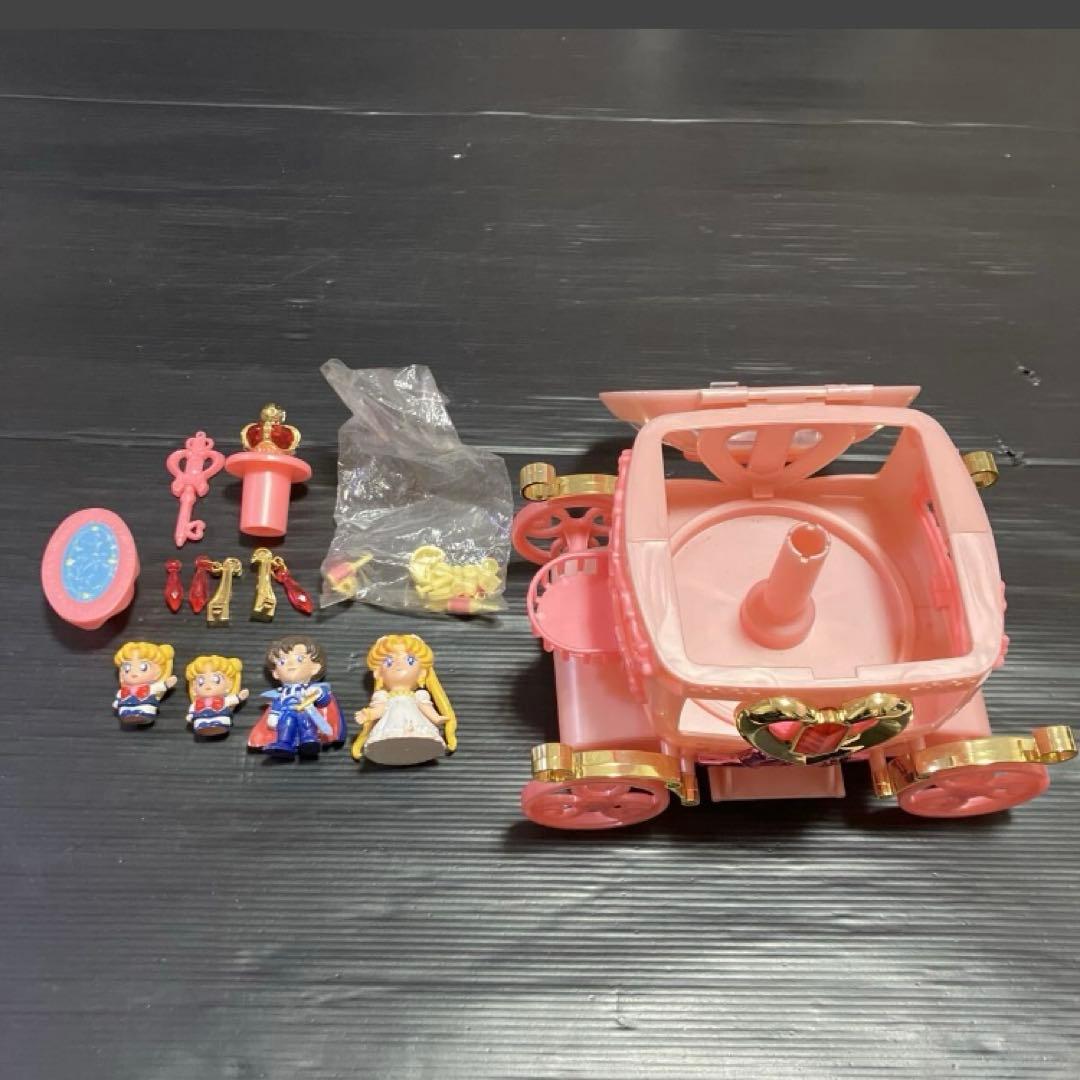 美少女戦隊セーラームーンR 月の国の馬車