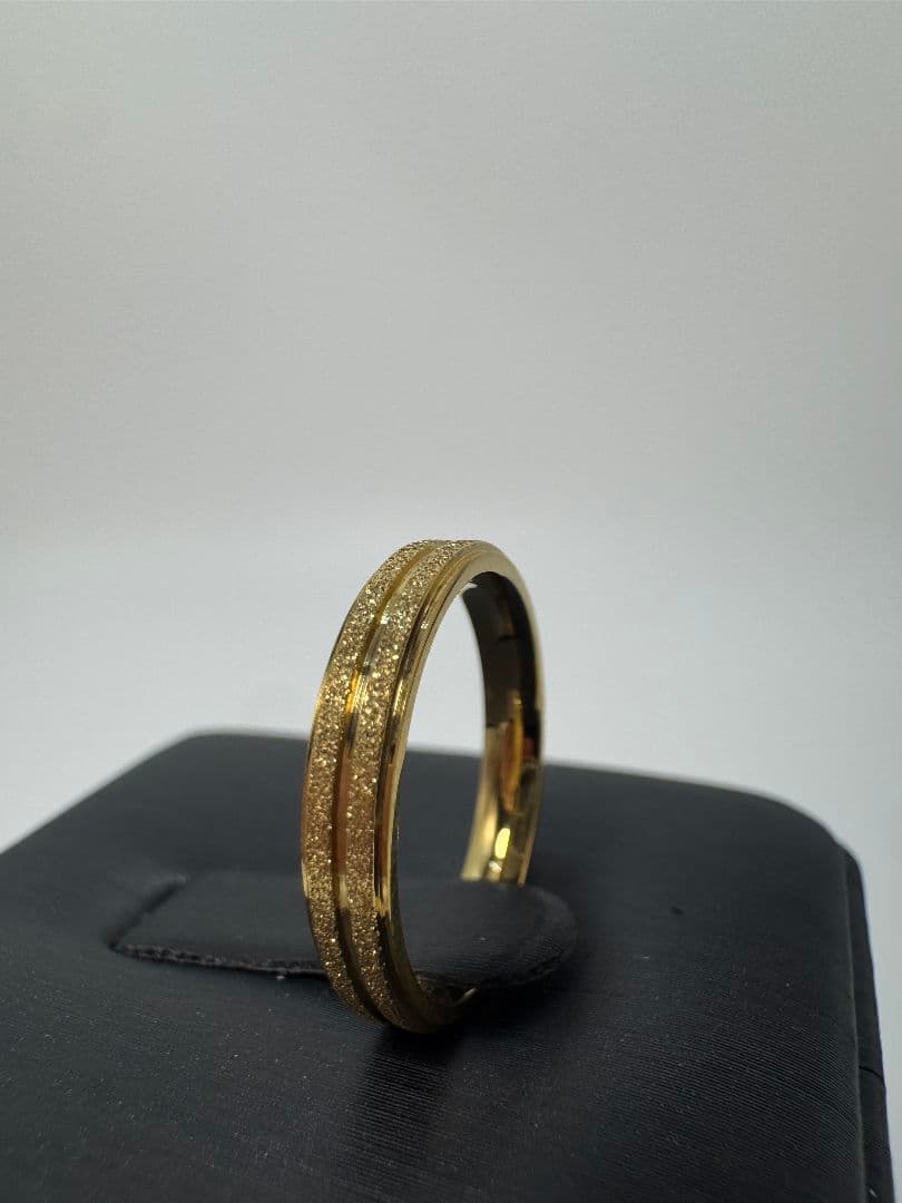 K18ゴールド ストライプリング 1.76g 3.0mm 11号