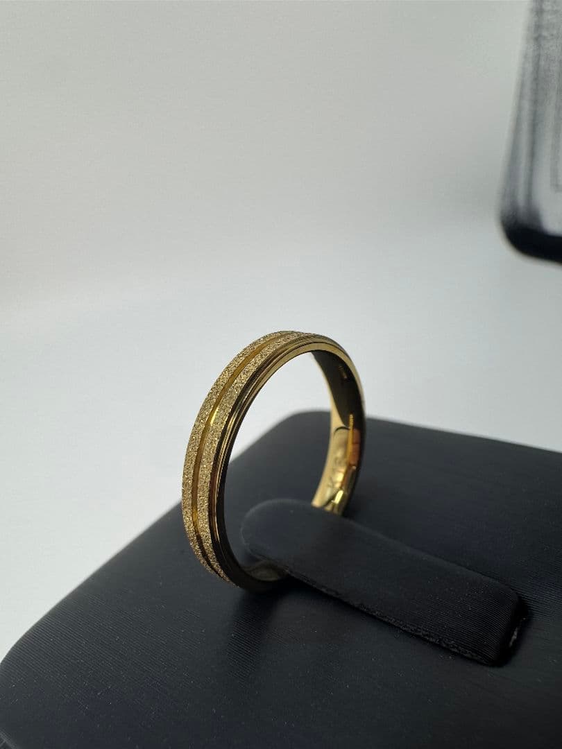 K18ゴールド ストライプリング 1.76g 3.0mm 11号