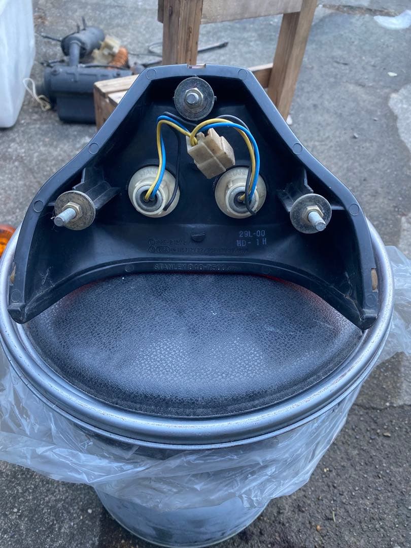 rz250r 純正テールランプ　おむすびテール