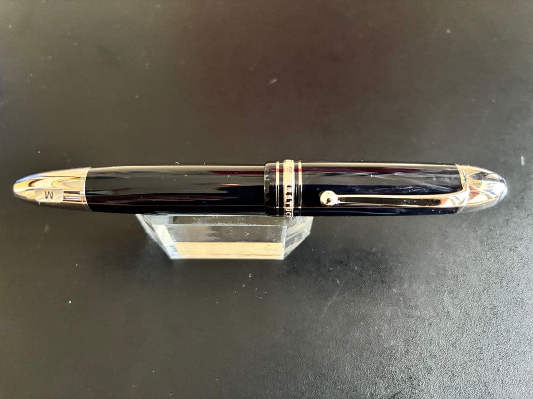 モンブラン　マイスターシュテュック ジオリジン 149 万年筆（Ｍニブ）