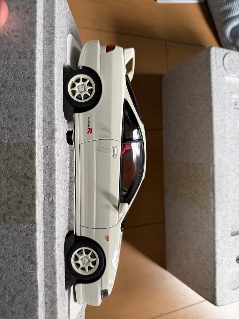 ホンダ　インテグラ dc2 タイプR 1/18