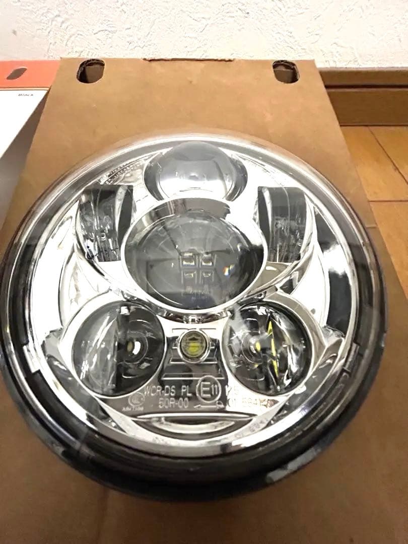 ハーレーダビッドソン純正LEDヘッドライト　超美品