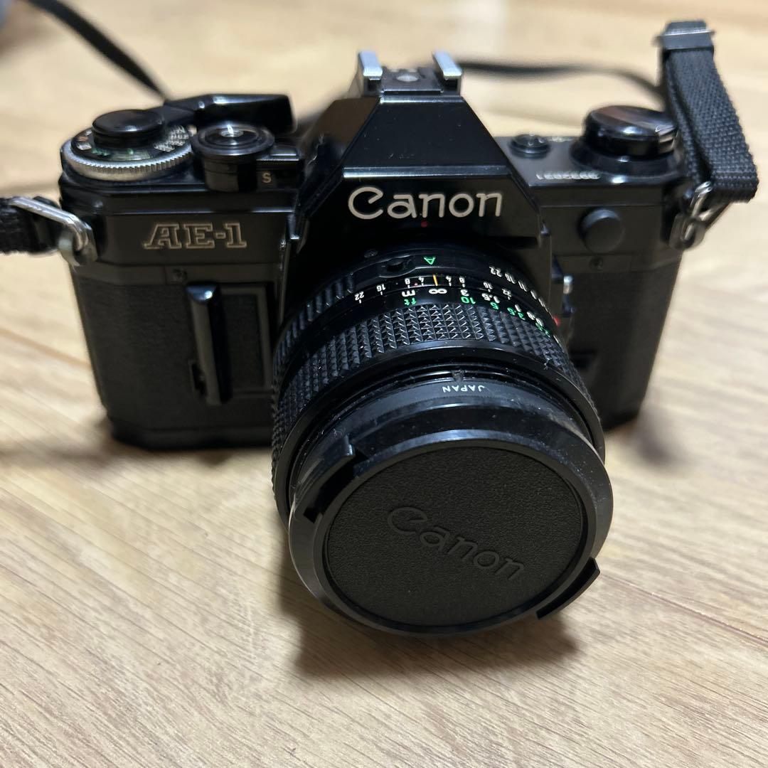 Canon AE-1 フィルム一眼カメラ 28mmレンズ付き