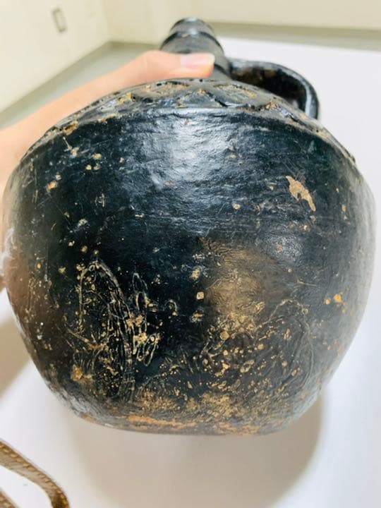 中世西アジア葡萄酒の盛り物