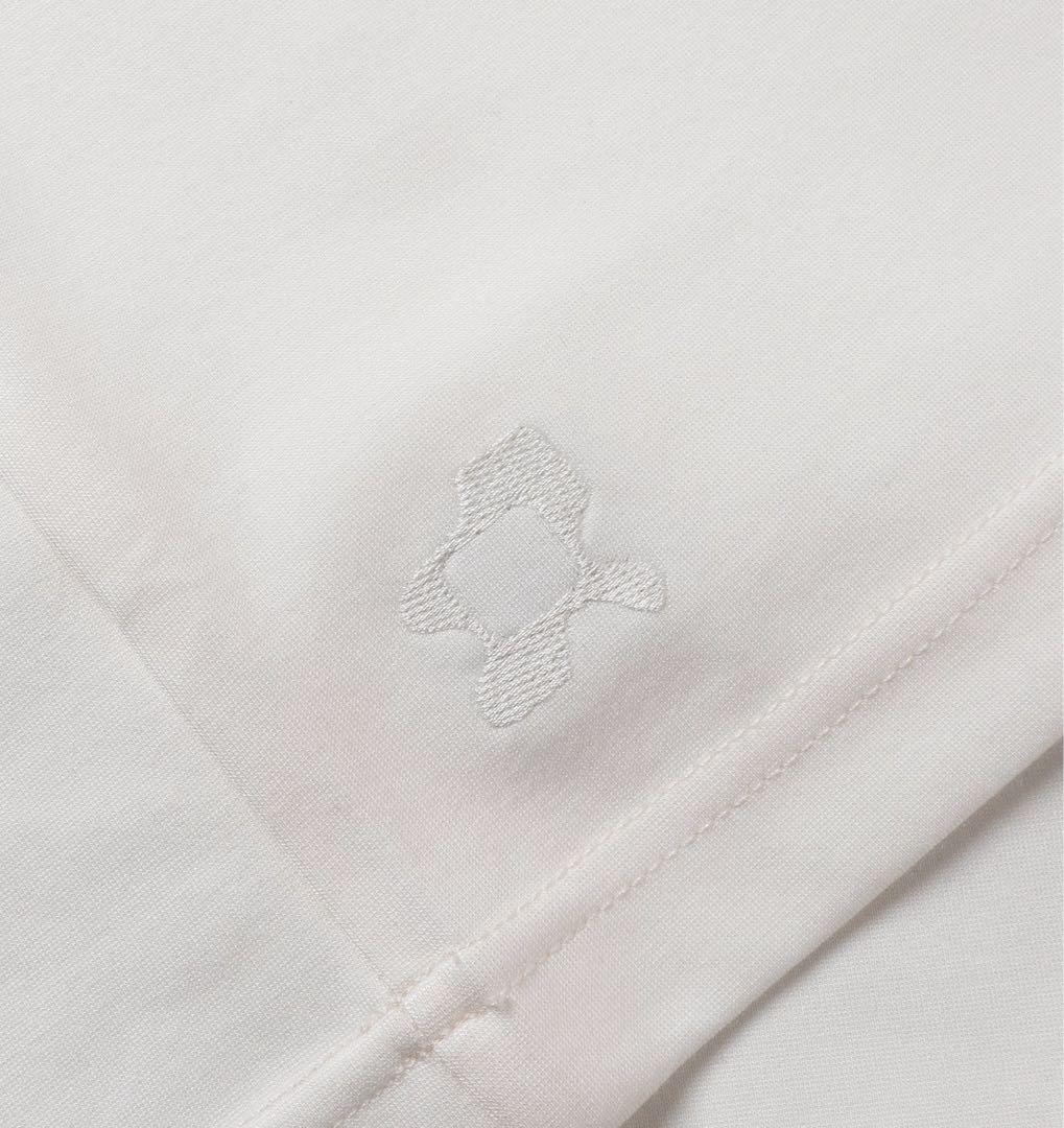 STRONG PACK TEE (ホワイト）