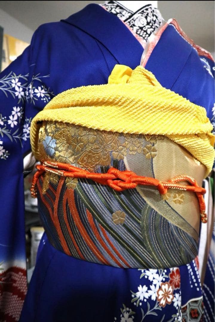 振袖フルセット✨振袖、帯、帯揚げ、帯締め、半衿用リボン、重ね襟の６点セット✨