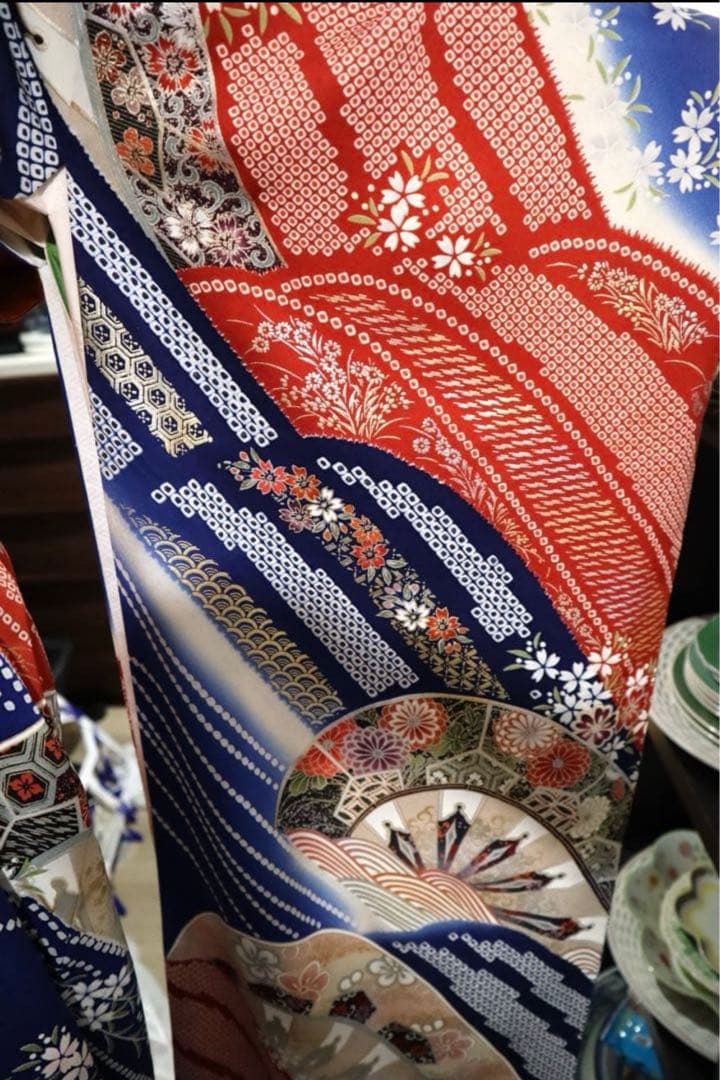 振袖フルセット✨振袖、帯、帯揚げ、帯締め、半衿用リボン、重ね襟の６点セット✨