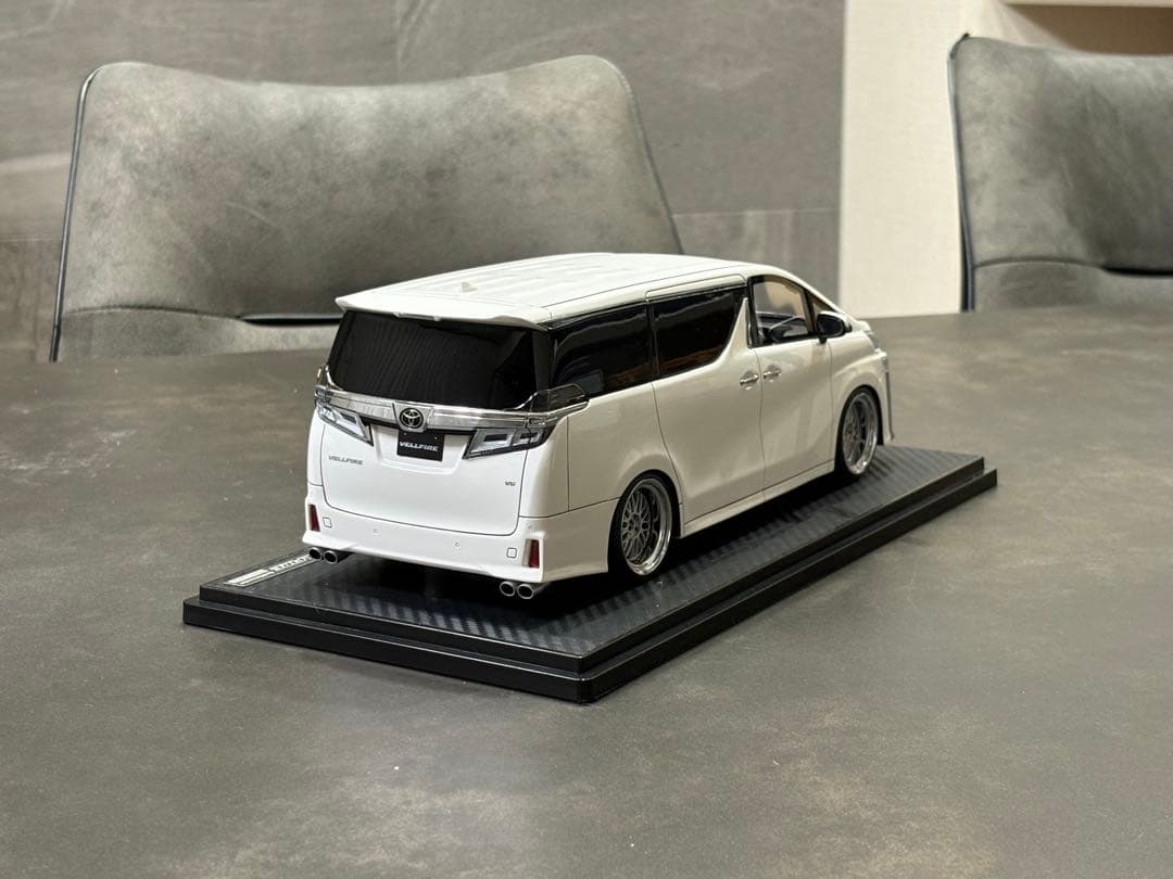 ignition model VELLFIRE ヴェルファイア　1/18