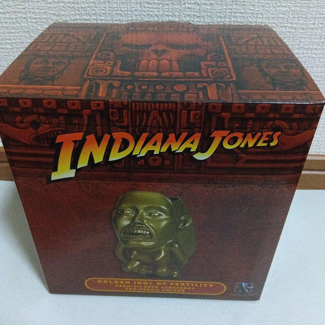 インディジョーンズ　ゴールデンアイドル 　ペン立て