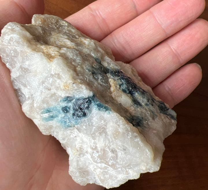 【半額セール中】ユーフォラライト44 原石　Euphoralite