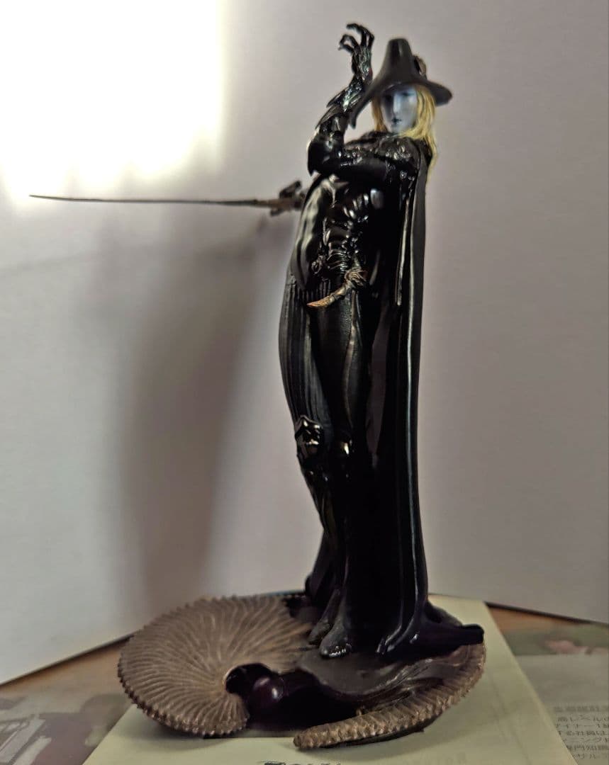 天野喜孝 ナイトメア 黒衣の剣士ソフビ 原型師 竹谷隆之 個人による彩色済