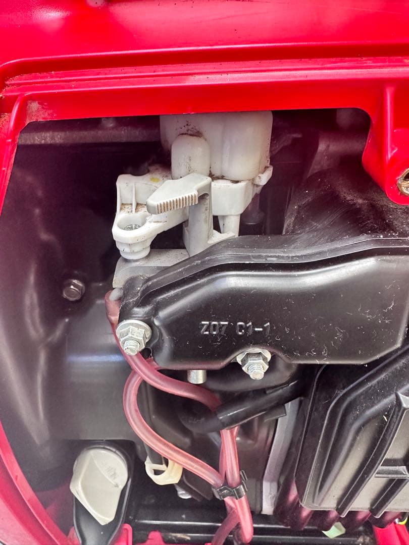 HONDA インバーター発電機 EU18i 発電機　キャンプ　現場　屋台　地震