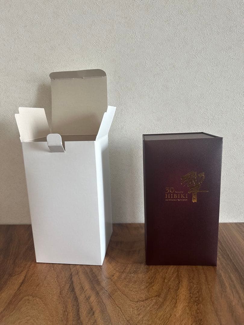 響30年 新品未開封　ウイスキー