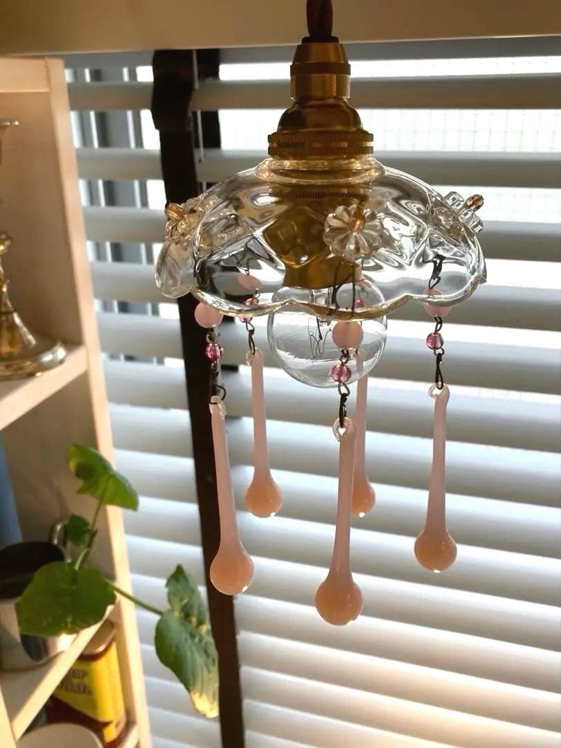 ミニシャンデリア　1920年　オパールセントフランス　アンティーク　シェード