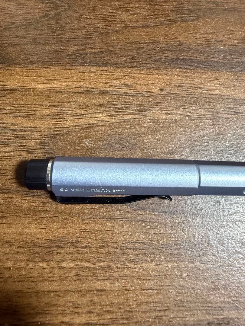 tomo　クルトガダイブ　カスケードブルー