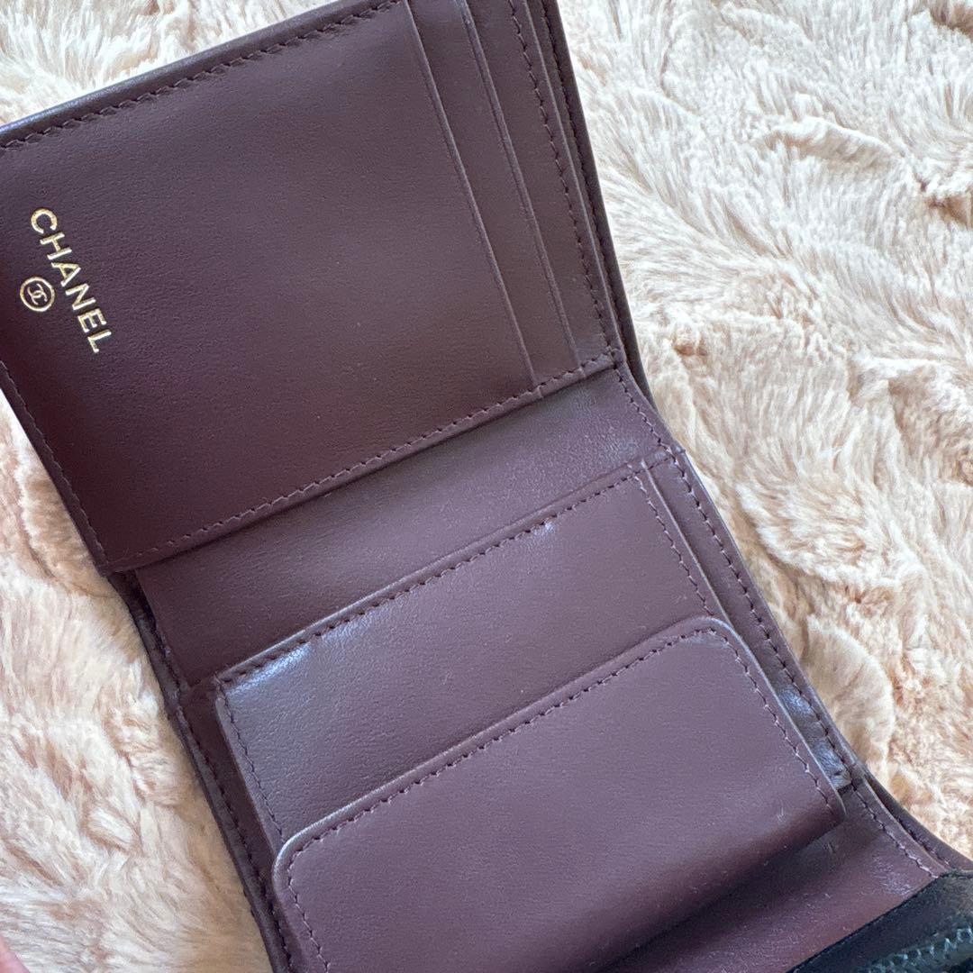 美品！CHANEL折り財布ブラック