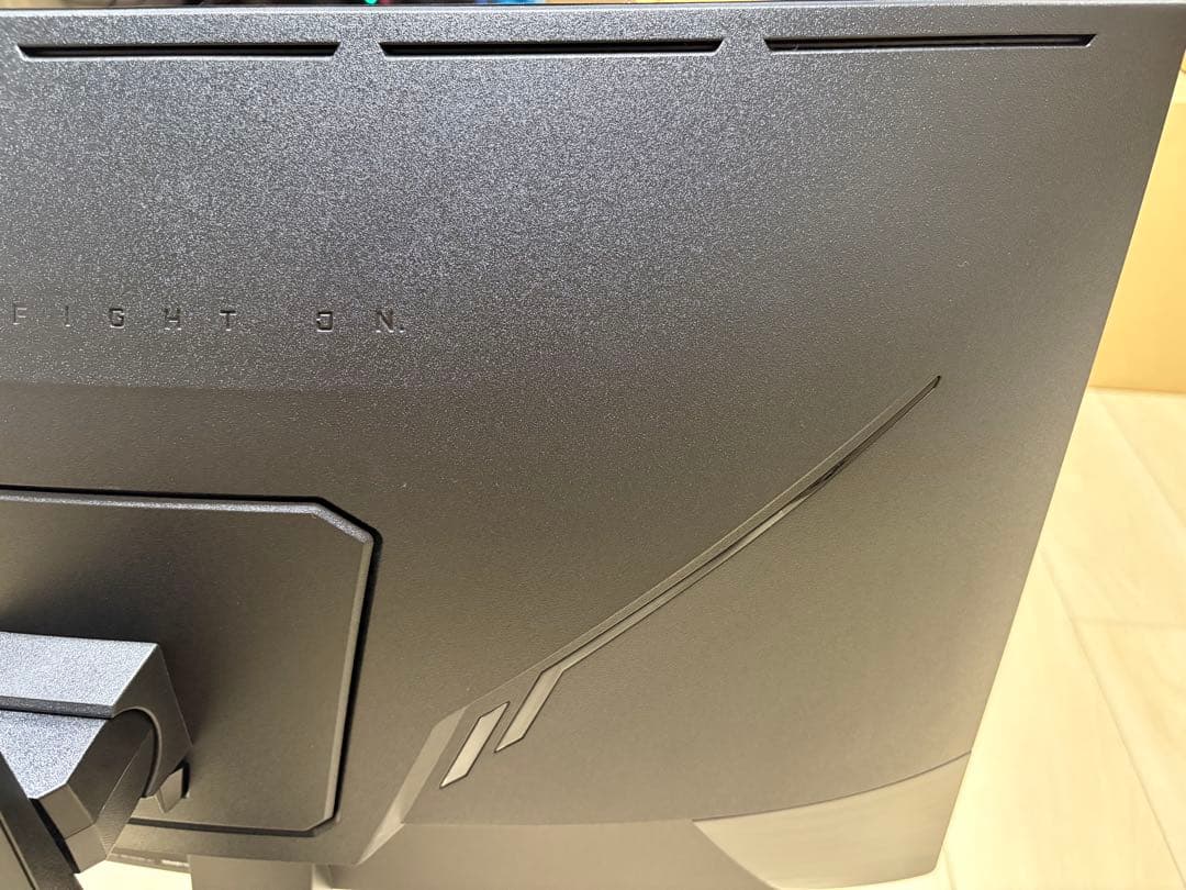 AORUS GIGABYTE CV27Q ゲーミングモニター