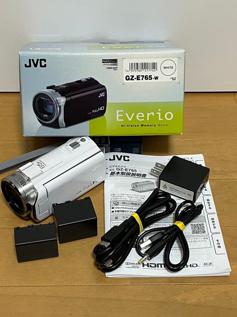 美品 JVCビデオカメラ Everio GZ-E765 バッテリー2個付き