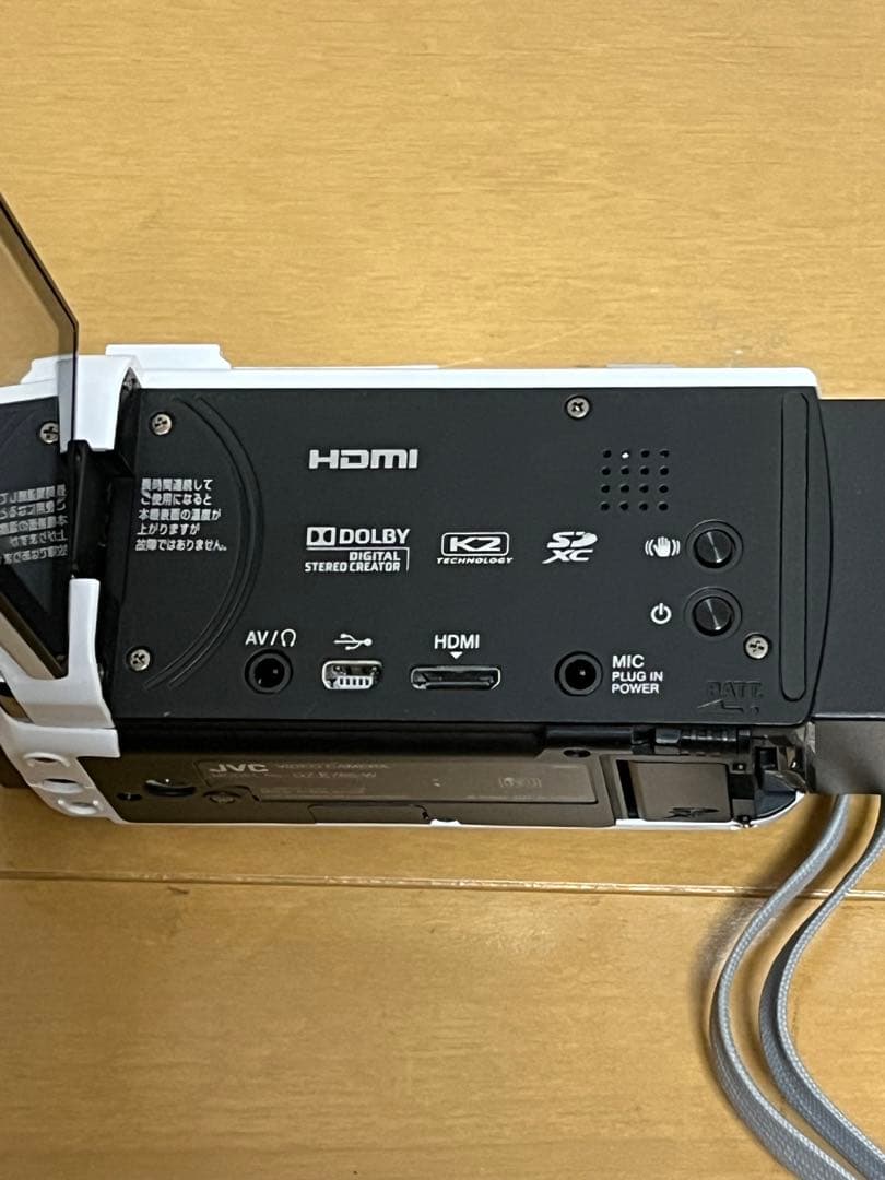 美品 JVCビデオカメラ Everio GZ-E765 バッテリー2個付き