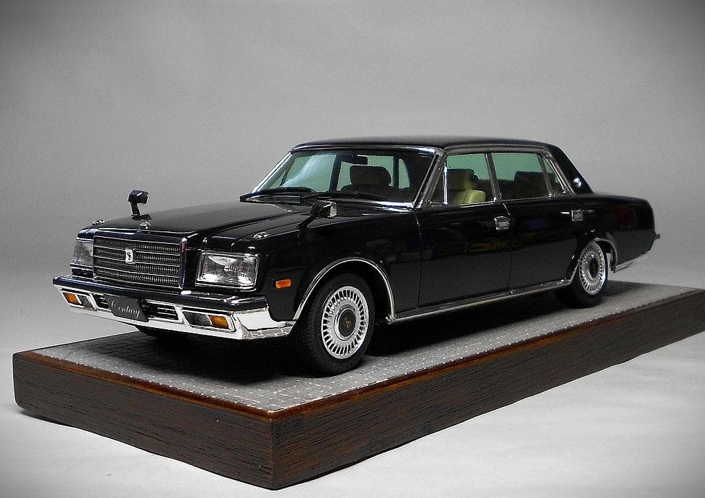 アオシマ　トヨタセンチュリー　VG45